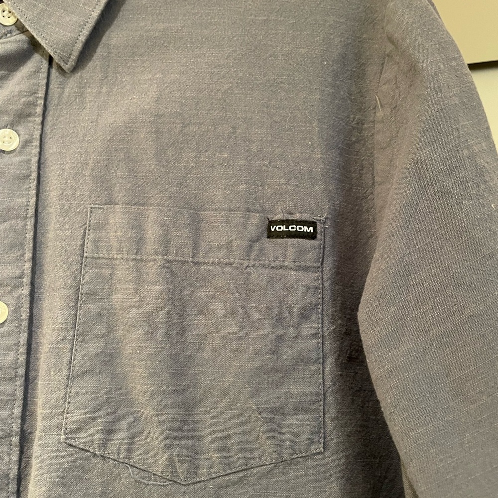 Volcom Button Down - Picture 4 of 4